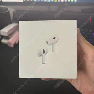 에어팟 프로 2세대 (USB-C) 미개봉 판매합니다