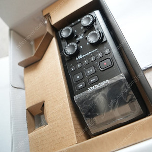 zoom h6본체만 팝니다.