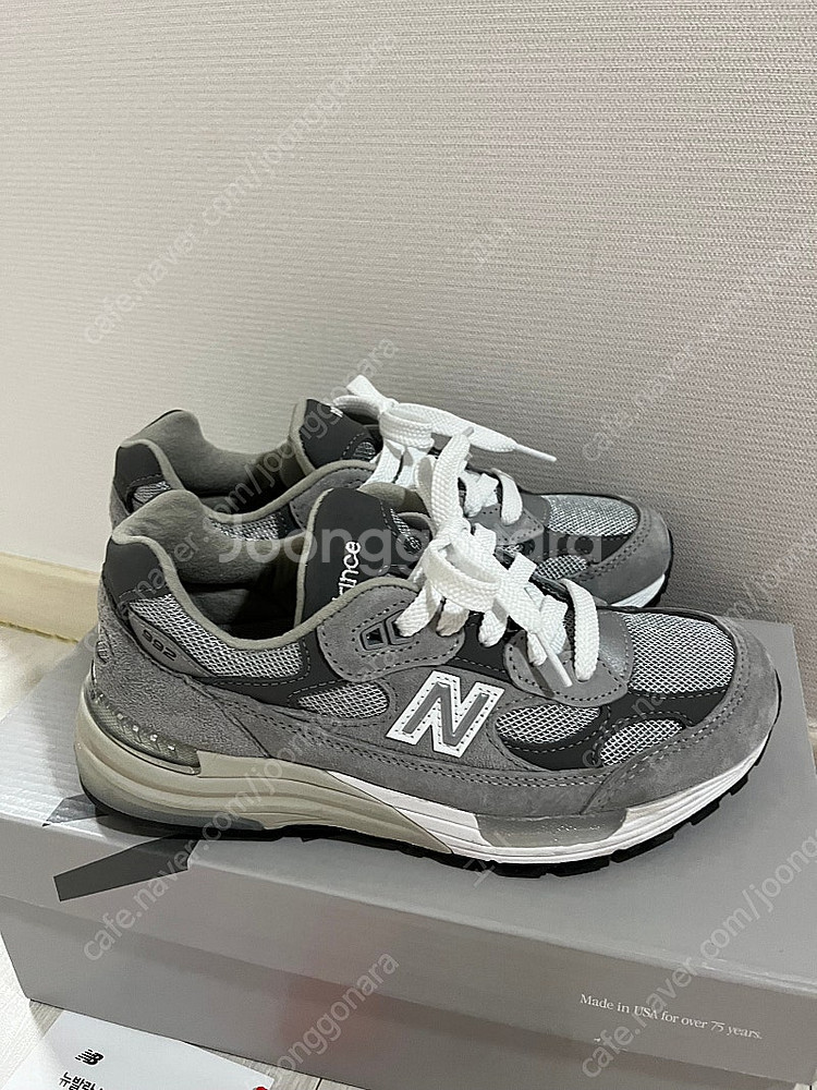 뉴발란스 992 그레이 220사이즈--2