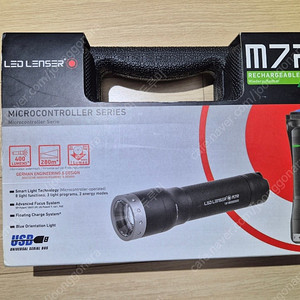 레드랜서 LEDLENSER [M7R] (8307R) 400루멘 후레쉬/손전등 (거의 새것) 팝니다.