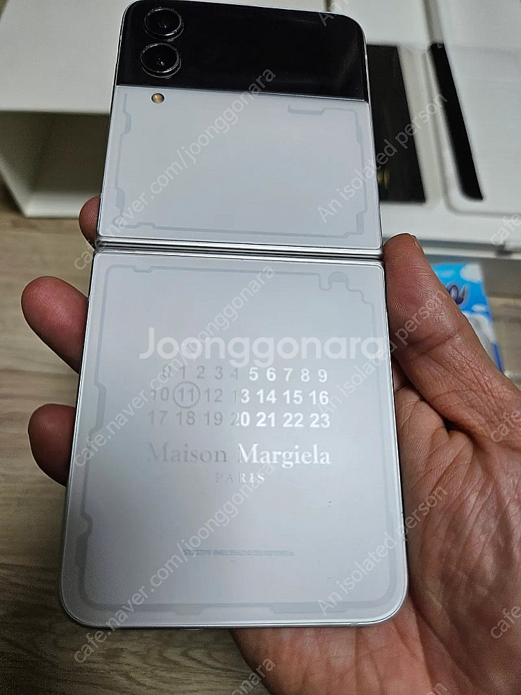 플립4 메종마르지엘라 에디션 올갈이(512GB)--4