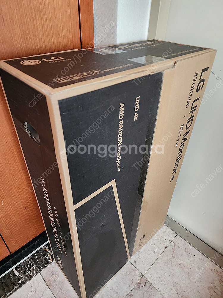 LG UHD Monitor 4K 32UK550 80.1...--3
