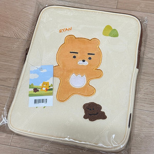 (새 상품)카카오프렌즈 라이언 태블릿(아이패드, 갤탭) 파우치(11인치)