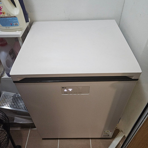 LG 김치냉장고 Z132ME123