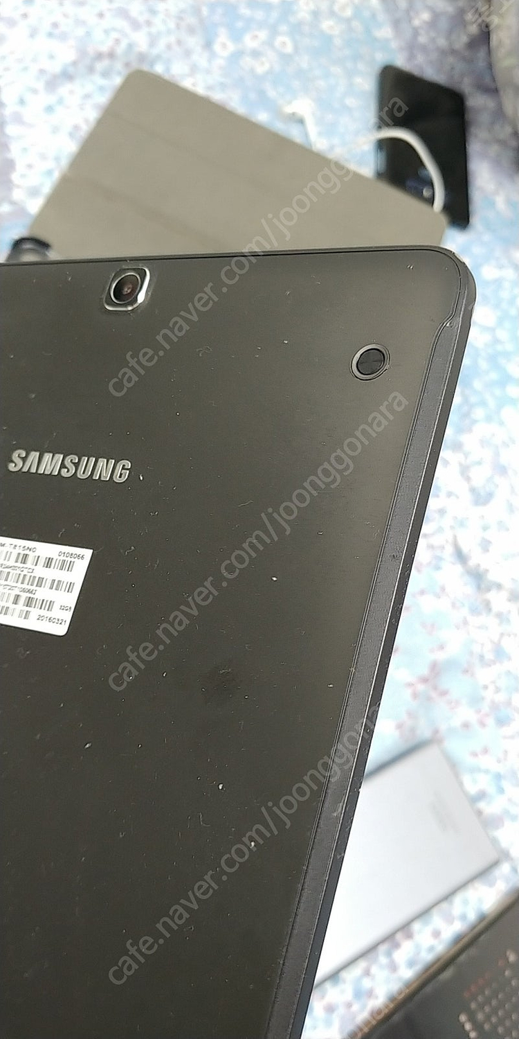 갤럭시탭S2 32G LTE (T815N) 블랙 케이스포함 이미지