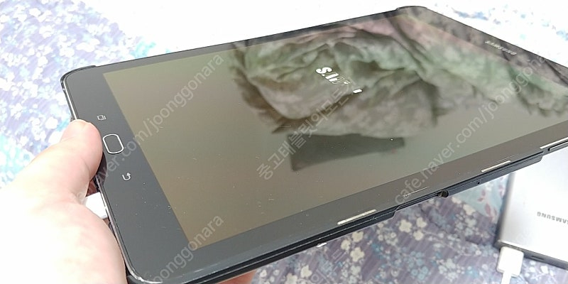 갤럭시탭S2 32G LTE (T815N) 블랙 케이스포함 이미지