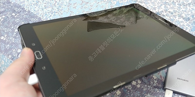 갤럭시탭S2 32G LTE (T815N) 블랙 케이스포함 이미지