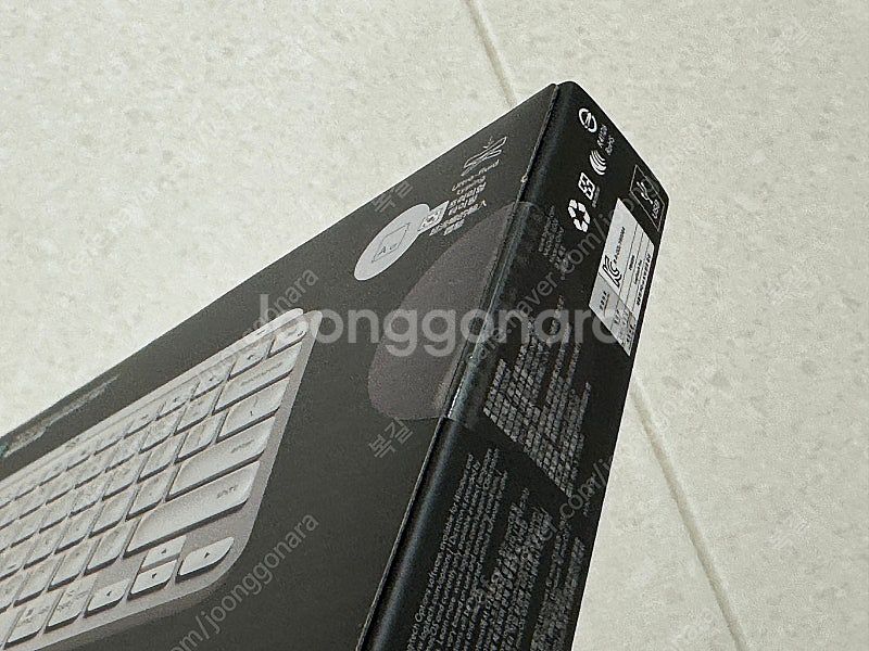 MX KEYS MINI 화이트+로지볼트(미개봉) 팝니다...--1