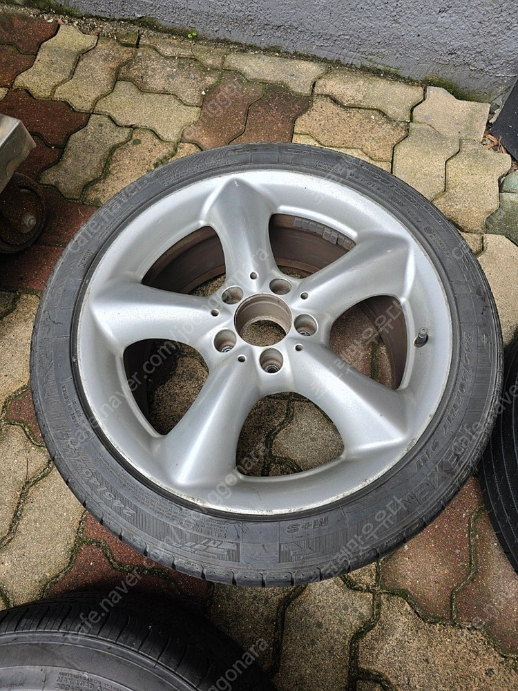 벤츠 W203 17인치 순정 휠타이어 판매 합니다 이미지