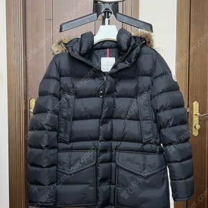몽클레어 클루니 23FW 4사이즈
