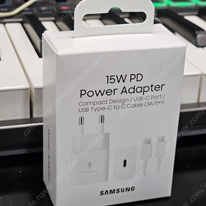 삼성전자 15W PD 충전기,케이블 세트 EP-T1510 미개봉 택포 만원