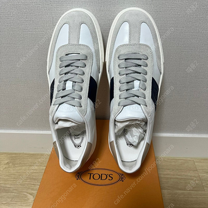 토즈 남성 스니커즈