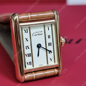 까르띠에 탱크 머스트 트리플 로마 다이얼 핀버클 스몰 시계