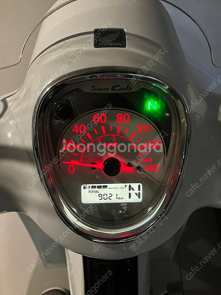 혼다 슈퍼커브 2023년식 화이트--7