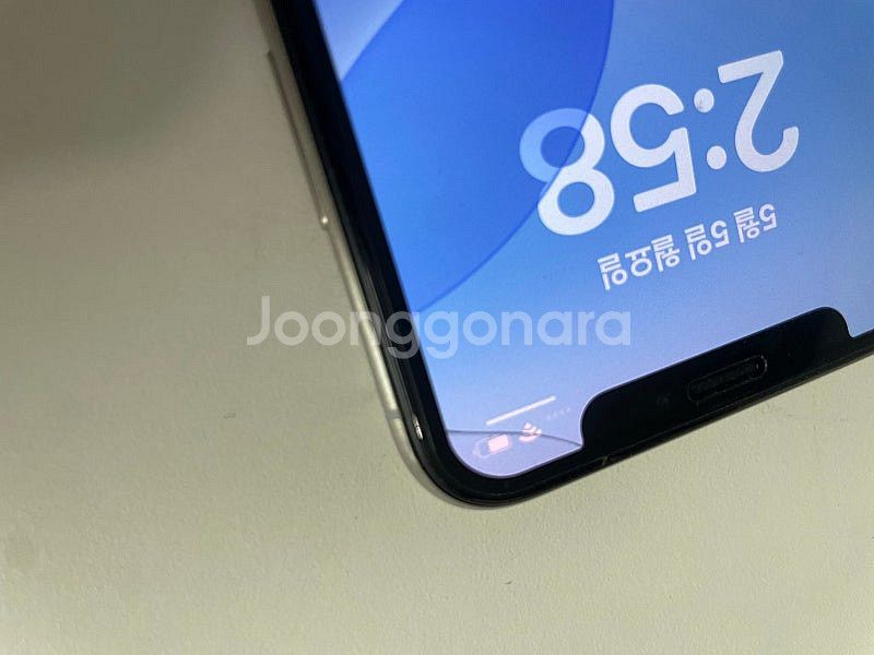 아이폰xs 실버 64gb--2