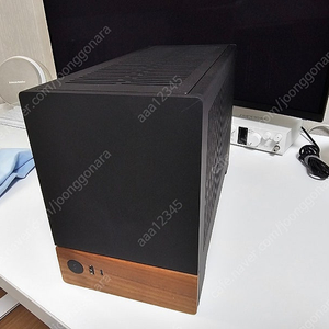 프렉탈디자인 테라 팝니다