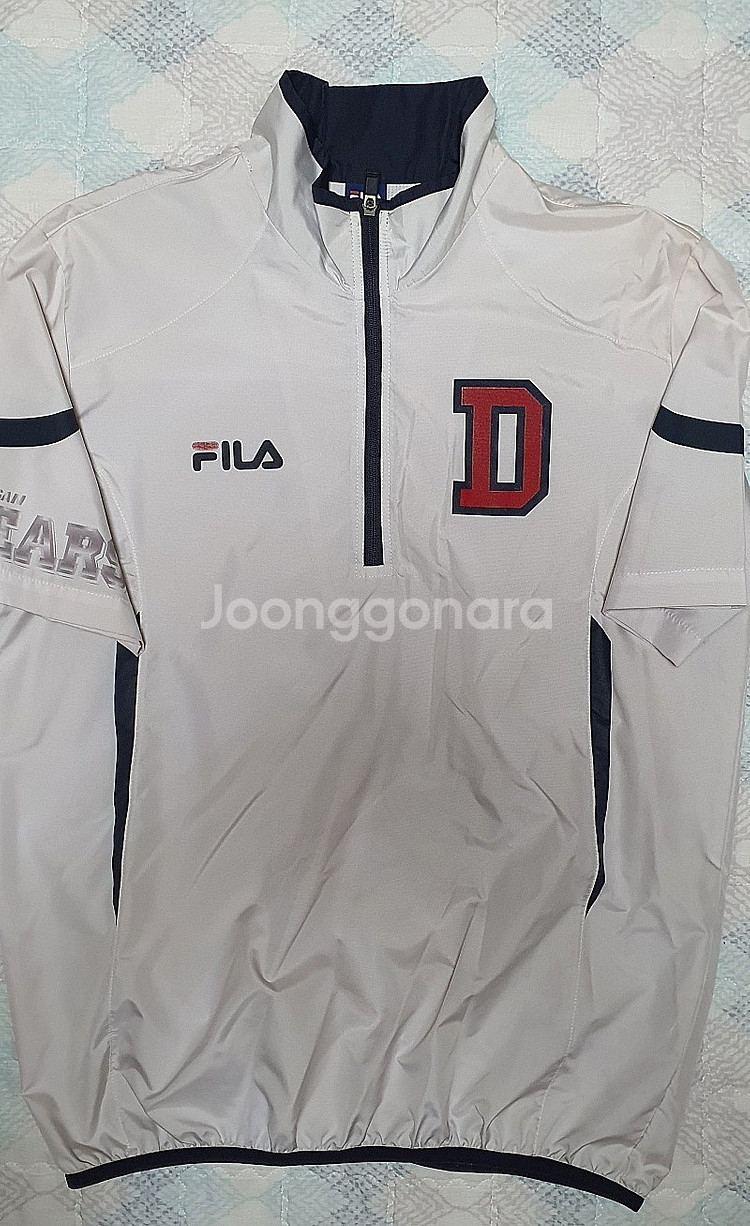 두산베어스 FILA 2015 어센틱 바람막이 팔아요--0