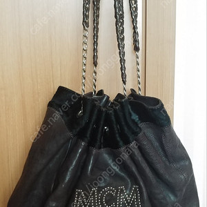 MCM 송치가죽 체인 가방 숄더백