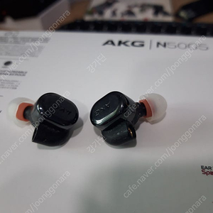 AKG N5005 이어폰 팝니다.