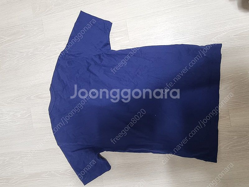꼼데가르송 반팔티 팝니다--1