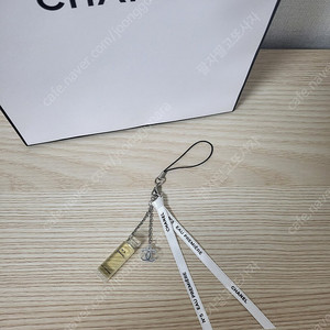 정품) 샤넬 키링 참 (코스매틱)