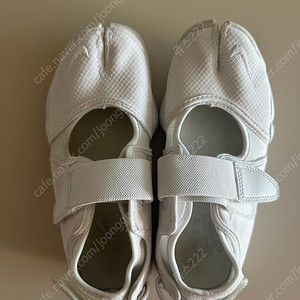 나이키 에어리프트 브리드 230 택포3