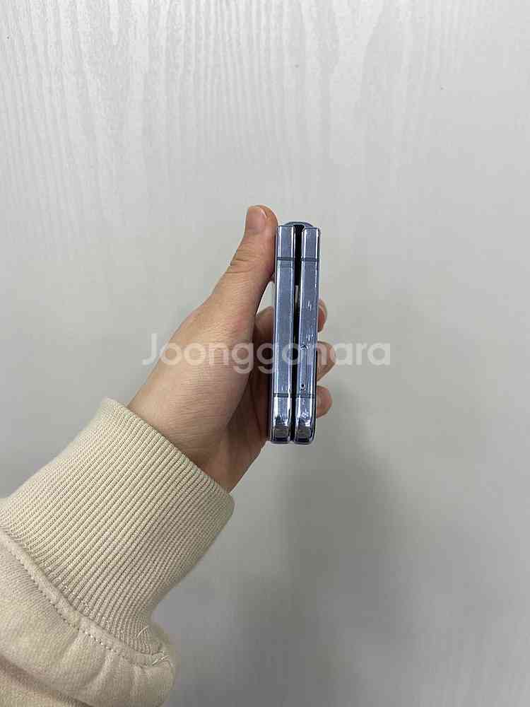 70662 갤럭시Z플립4 블루 256GB A급 삼성리퍼...--3