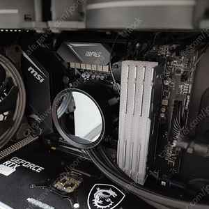 인텔 i7 10700k + MSI Z490 + 32기가 랩 팝니다.