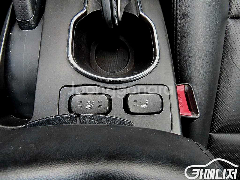 [KG모빌리티(쌍용) ]뉴코란도C 2WD 2.0 CVT...--4
