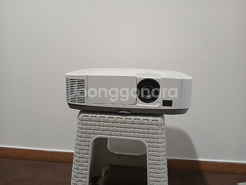 4500안시 nec p451w 신품성능 중고 빔프로젝터...--0