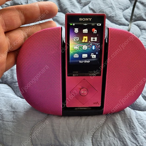 SONY 워크맨 MP3 PLAYER NW-A16 32G WINE 색상 정상작동품 판매합니다.