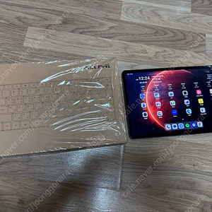 iPLAY60 PAD PRO 12GB램 버전 + 전용 키보드 팝니다