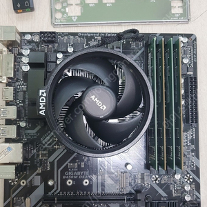 라이젠 2600X + 기가바이트 B450M-DS3H + 16G램 팝니다.(내용 필독)