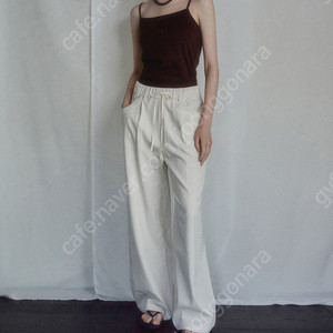 어그스트 UGST pintuck wide banding pants (cream)
