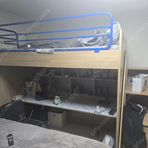벙커침대 및 책상