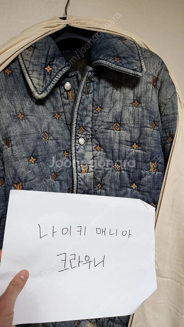 루이비통 퍼렐 모노그램 패디드 데님 셔츠 L--0