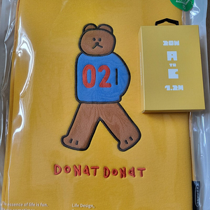 1.4만 새상품 도넛도넛 15인치 노트북 파우치 + 브런치브라더 a2c 고속충전케이블