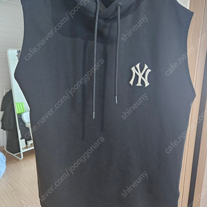 MLB 후드베스트 조끼 L 미착용 (택포)