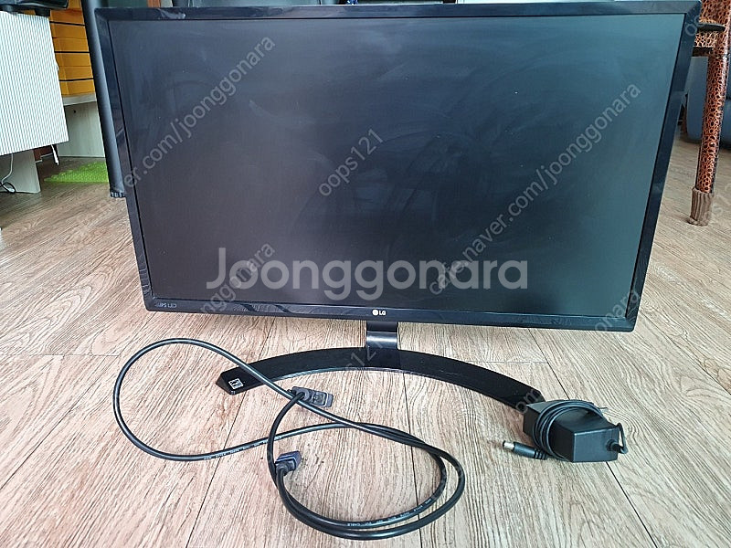 LG 24인치 모니터 (24mp58vq) 팝니다.--4
