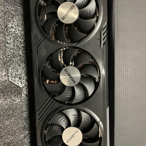 기가바이트 RX 7700 XT 게이밍 OC