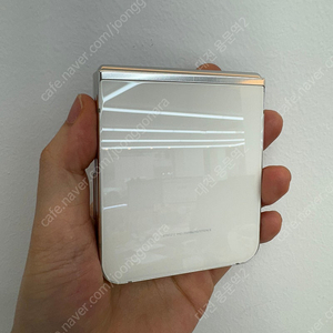 [대전중고폰] 348756 갤럭시Z플립5 화이트 256G 판매합니다 44만원