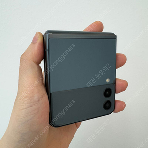 [대전중고폰] 343395 갤럭시Z플립3 256G 그린 판매합니다 20만원