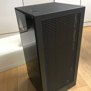 NZXT H1 V1 블랙 케이스 판매합니다