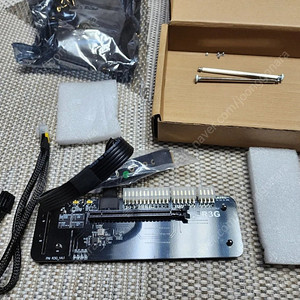 egpu독 판매 합니다. PCIE 4.0 규격이며 nvme 연결 방식