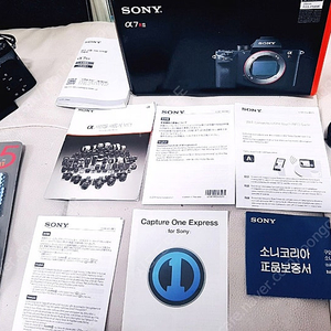 a7r2 소니 4k 카메라 + 렌즈3개+삼각대+가방+메모리카드+속사그립 풀세트 / a7c2 a7m4 보다 화질은 더 좋음 영상학과 사진학과 입문 여행 최고 신번들