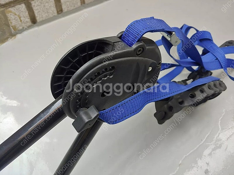 툴레(Thule) 트렁크 자전거 캐리어 중고로 판매합니...--8