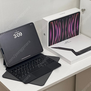 [서울]아이패드 프로 11인치 128GB M2 Wifi , 매직 키보드 판매합니다.