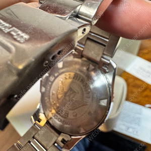 론진 하이드로콘퀘스트 39mm 오토 검판 시계 구형