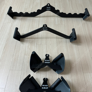 MAD GRIP 4종 세트 판매 합니다.