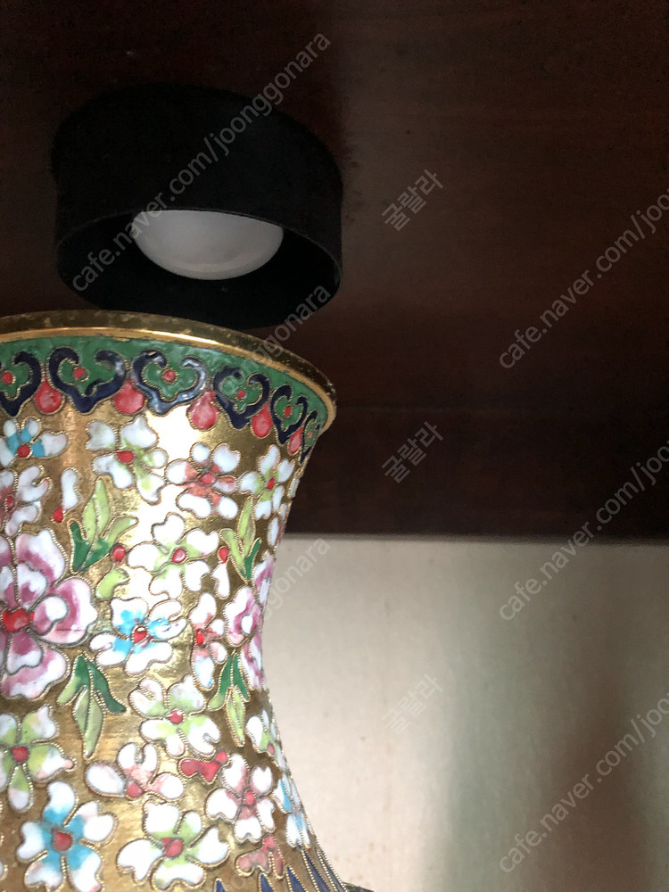 고급스런 엔틱 장식장 판매 합니다. 이미지